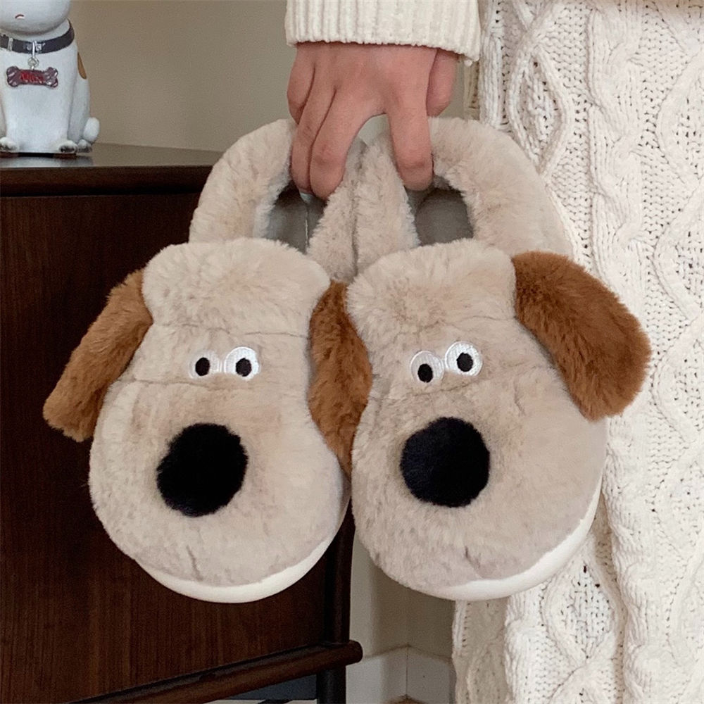 Sewing House - Pantoufles de chien de câlin pour